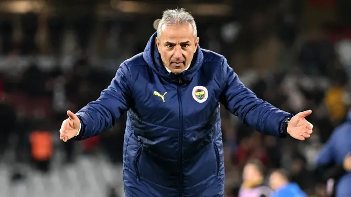 İsmail Kartal Kimdir?
