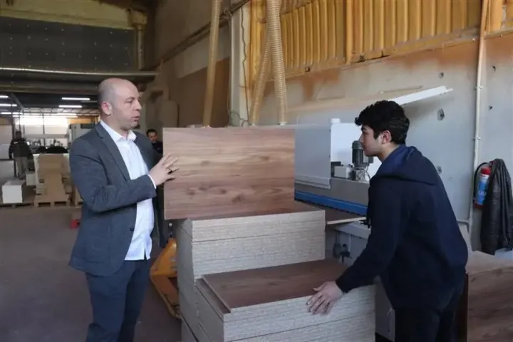 Mehmet Çalışkan Kimdir?