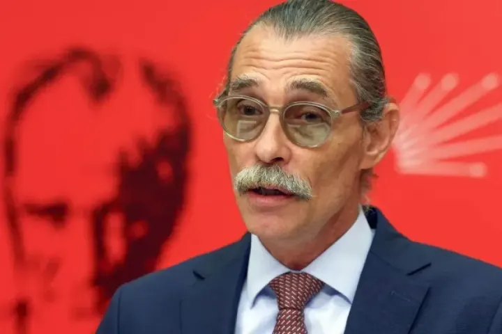 Erdal Beşikçioğlu Kimdir?