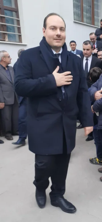 Alihan Kuriş Kimdir?