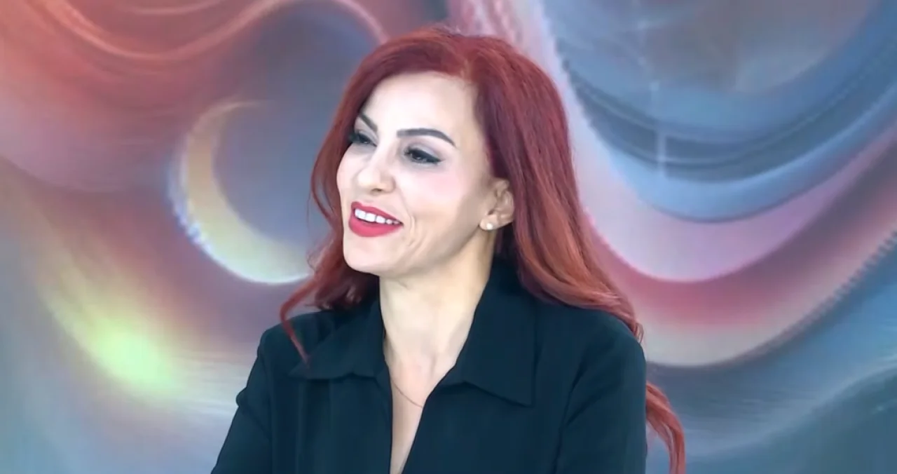 Özlem Gültekin Kimdir?
