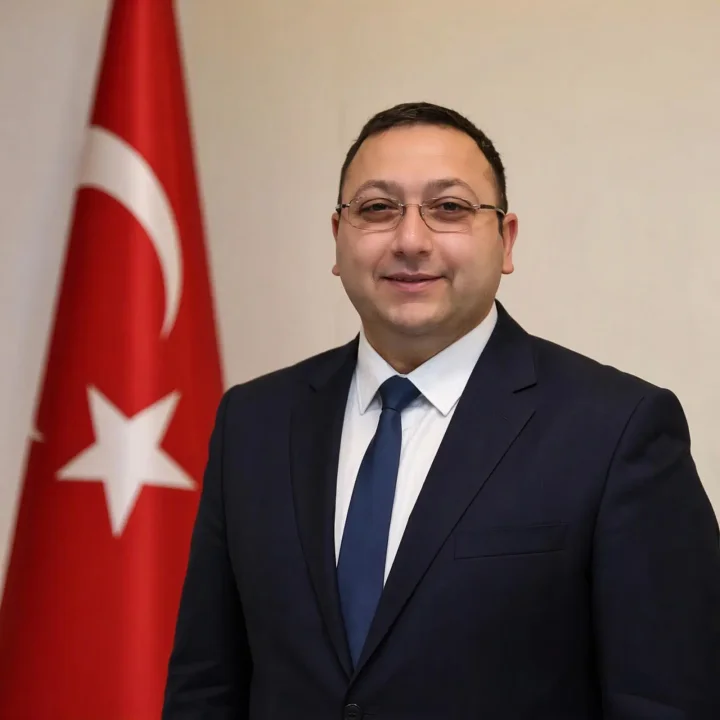 Dündar Ziya Gültekin Kimdir?