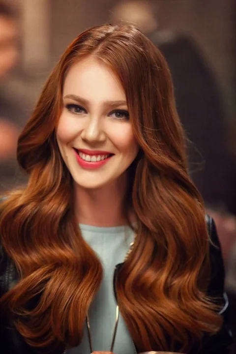 Elçin Sangu Kimdir?
