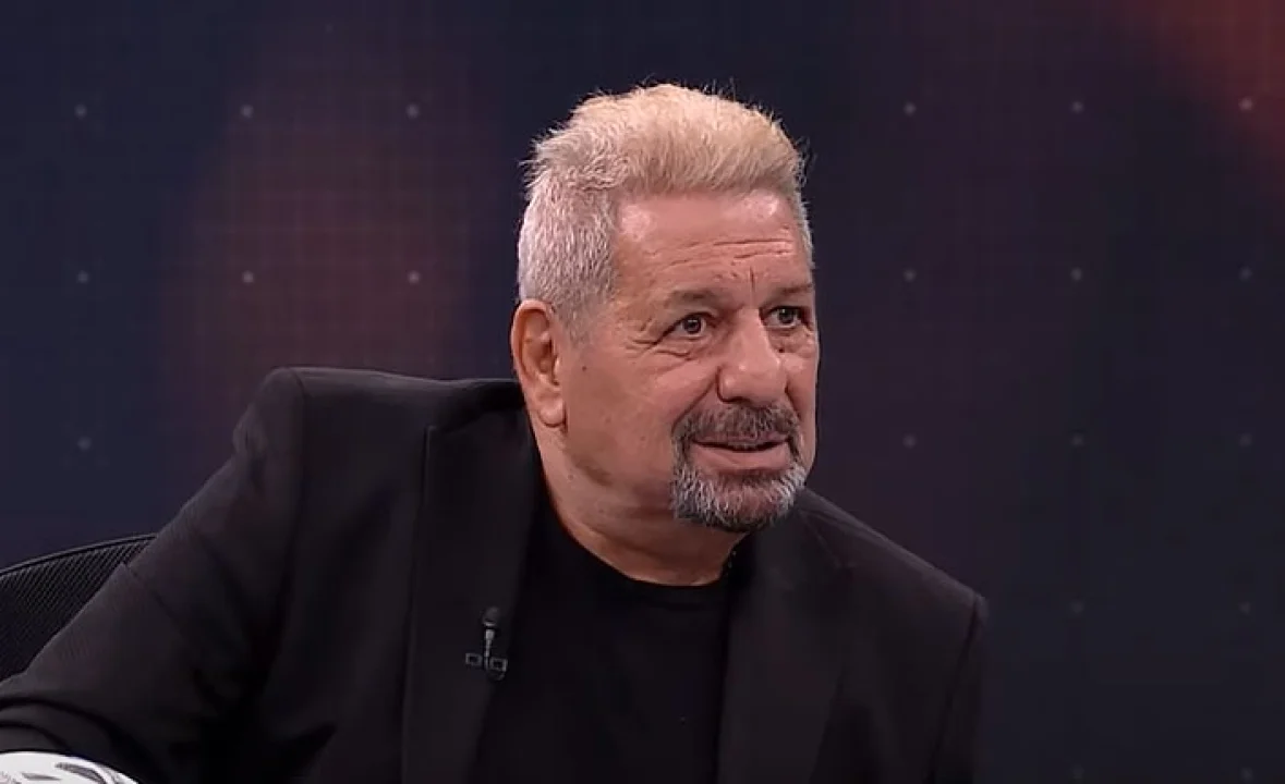 Erman Toroğlu Kimdir?
