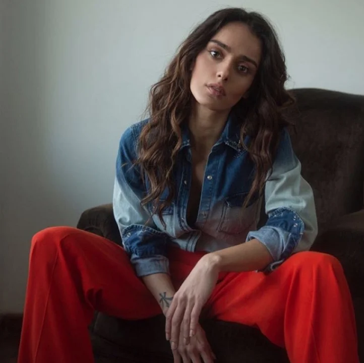 Bestemsu Özdemir Kimdir?