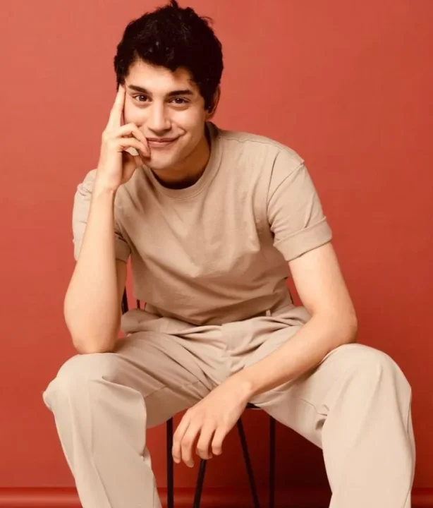 İbrahim Yıldız Kimdir?