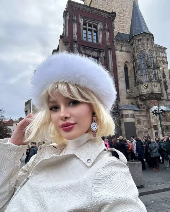 Ayşegül Eraslan Kimdir?