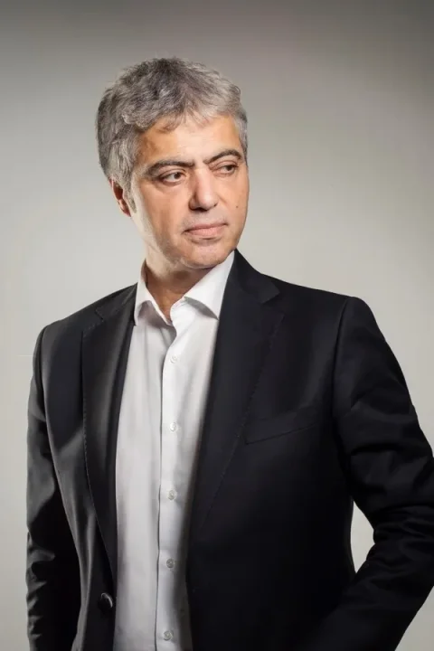 Cengiz Kurtoğlu Kimdir?