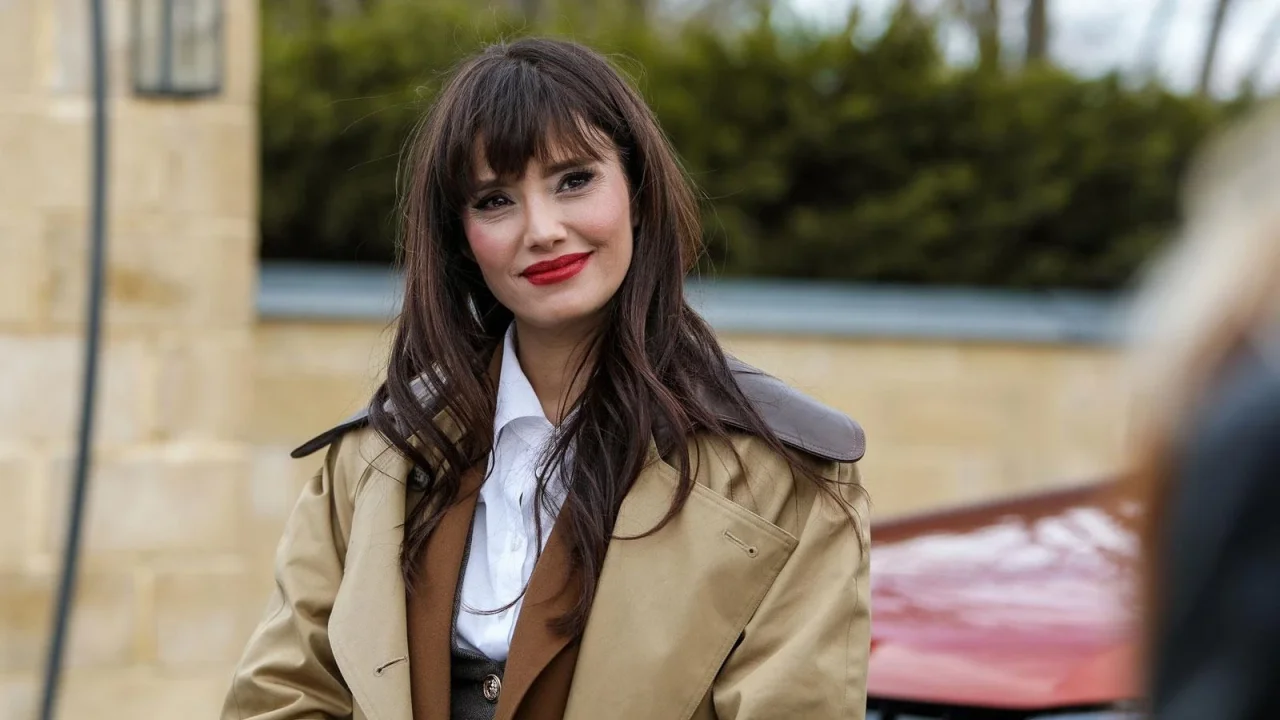 Nehir Erdoğan Kimdir?