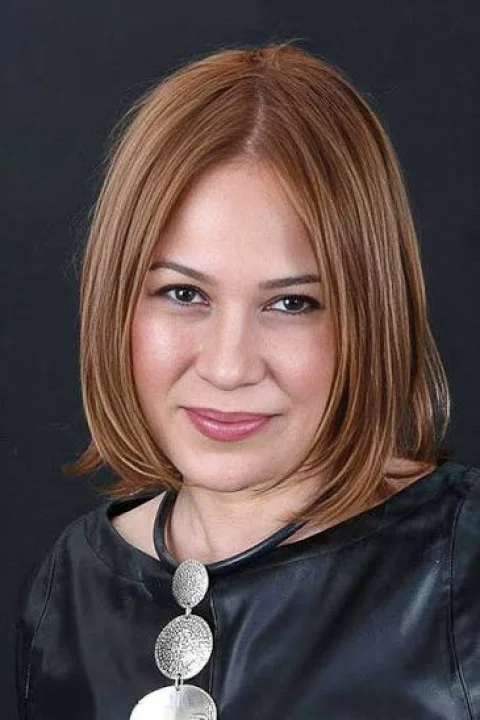 Jülide Kural Kimdir?